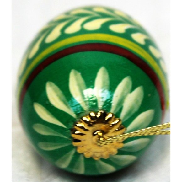Polish Wooden Egg Ornament Painted Green Red Yellow Designs Christmas Holiday - Picture 8 of 11
